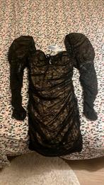 Shoulderpad lace dress, Ophalen of Verzenden, Zo goed als nieuw