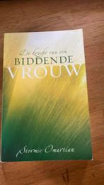 Stormie Omartian - De kracht van een biddende vrouw, Ophalen of Verzenden, Zo goed als nieuw, Stormie Omartian