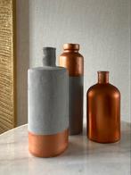 3x bronze / betonlook vaas, Huis en Inrichting, Woonaccessoires | Vazen, Minder dan 50 cm, Glas, Ophalen of Verzenden, Zo goed als nieuw