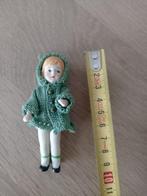 oud porseleinen popje, Verzamelen, Poppen, Ophalen of Verzenden, Zo goed als nieuw, Pop