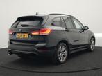 BMW X1 xDrive25e Sportline Plug In Hybrid 220pk PHEV | Camer, Gebruikt, 750 kg, Leder en Stof, Zwart