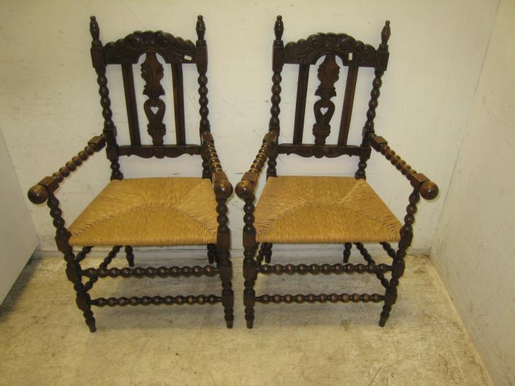 2 antieke Franse knopstoelen, stevig en mooie staat, Huis en Inrichting, Stoelen, Gebruikt