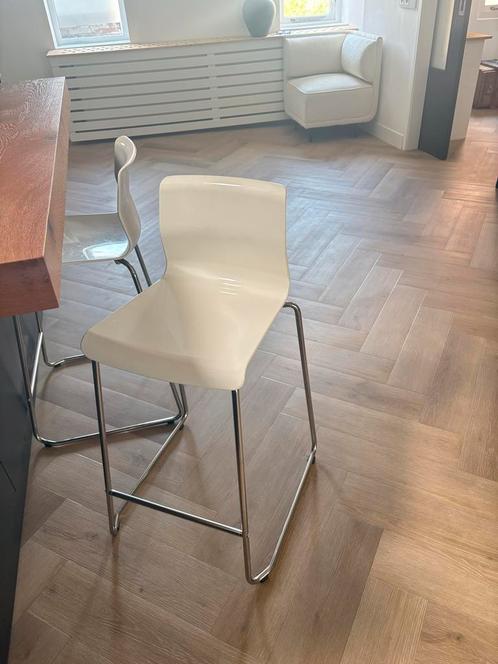 IKEA Glenn Barkruk Crème, Huis en Inrichting, Barkrukken, Zo goed als nieuw, 60 tot 90 cm, Kunststof, 1 kruk, Met voetsteun, Ophalen