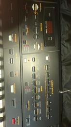 Roland E-14 intellegent keyboard, Ophalen, Zo goed als nieuw, 61 toetsen, Roland