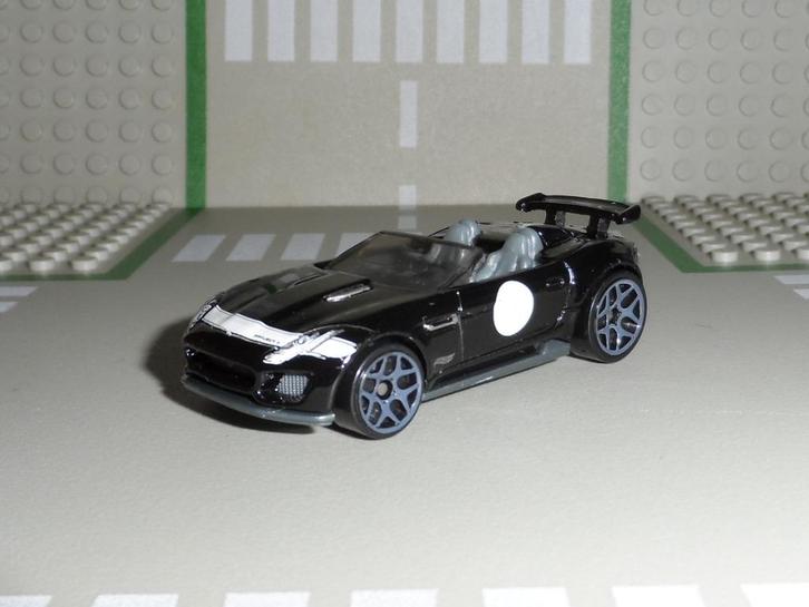 Hot Wheels - '15 Jaguar F-TYPE Project 7 - 1:64, Hobby en Vrije tijd, Modelauto's | Overige schalen, Nieuw, Auto, Ophalen of Verzenden