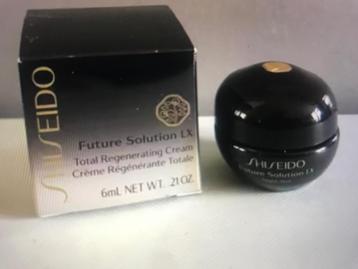 Shiseido future solution lx total regenerating cream night beschikbaar voor biedingen