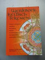 Werkboek Keltisch tekenen, Ophalen of Verzenden, Zo goed als nieuw, Boek of Gids