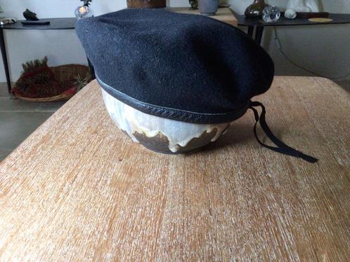 Vintage zwarte wollen albinopet, Albert Kempf., Kleding | Heren, Mutsen, Sjaals en Handschoenen, Zo goed als nieuw, Muts, Maat 56/58 (XL)