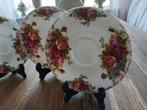 Royal Albert schoteltjes, Old country roses, Ophalen of Verzenden, Zo goed als nieuw, Porselein, Kop en/of schotel