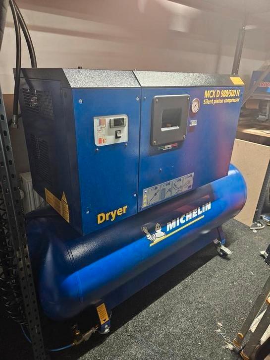Michelin Zuigercompressor 500ltr tank 980/min, Auto diversen, Autogereedschap, Zo goed als nieuw, Ophalen of Verzenden