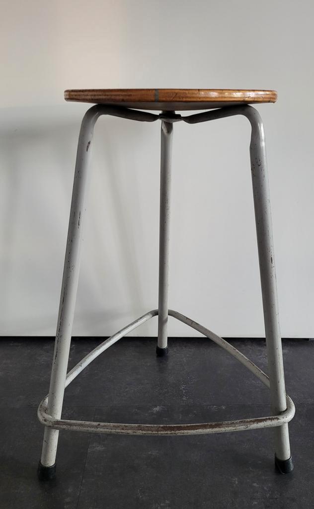 Vintage Friso Kramer kruk - by Anno Toen, Huis en Inrichting, Krukjes, Gebruikt, IJzer, Ophalen