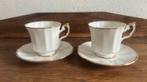 2 Elizabethan kop en schotels, wit/goud, fine bone china p/2, Ophalen of Verzenden, Zo goed als nieuw, Kop en/of schotel