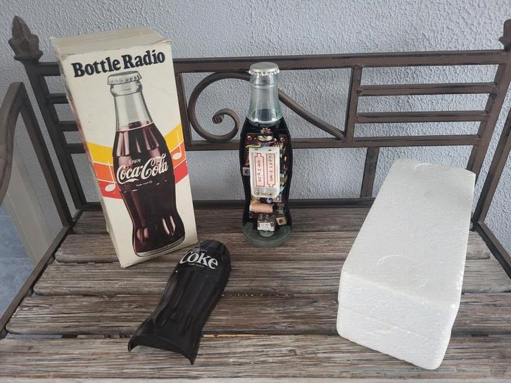 Coca-Cola bottle radio- Vintage Collector's Item in verp, Verzamelen, Merken en Reclamevoorwerpen, Gebruikt, Gebruiksvoorwerp