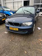 BMW 1-Serie 2.0 116I 3DR AUT 2010 Blauw motor probleem, Auto's, 65 €/maand, 1995 cc, 4 cilinders, Blauw