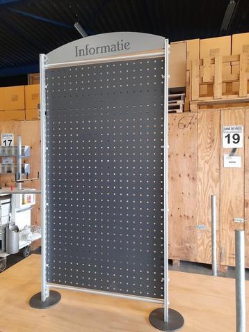 TE KOOP: Z.G.A.N. METALEN INFORMATIEBORD beschikbaar voor biedingen