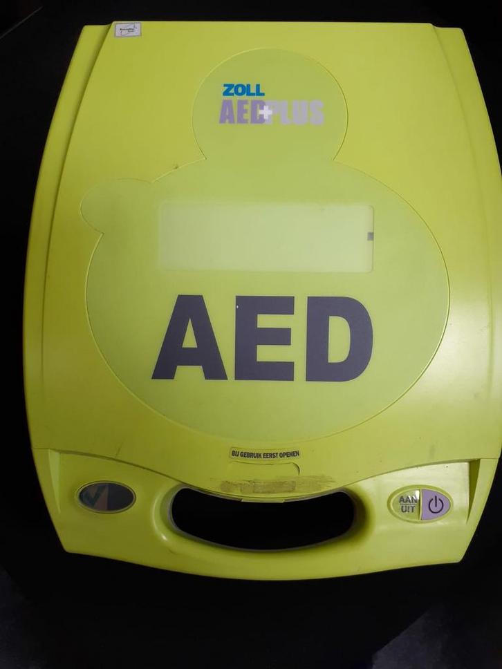 Defibrillator AED, Sport en Fitness, Gezondheidsproducten en Wellness, Zo goed als nieuw, Overige typen, Ophalen