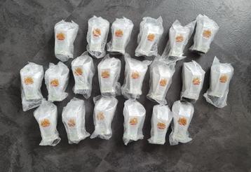 20x friethouder/Frietbakjes met dipbakje wit kunststof,nieuw beschikbaar voor biedingen