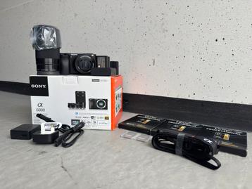 Sony α6000 16-50mm lens 55-210mm lens incl. accessoires beschikbaar voor biedingen