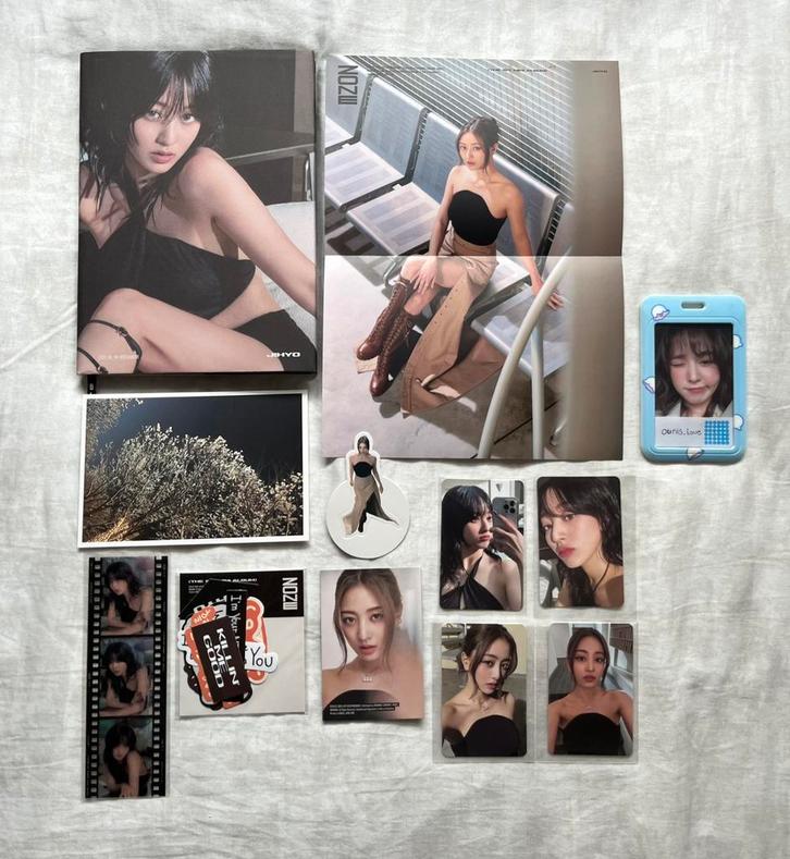 Twice Jihyo Zone album (Y ver.), Verzamelen, Muziek, Artiesten en Beroemdheden, Zo goed als nieuw, Cd of Plaat, Verzenden