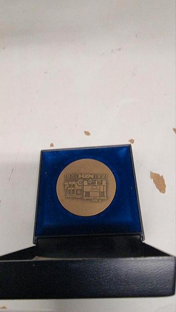 Munt 100 jaar NZH beschikbaar voor biedingen