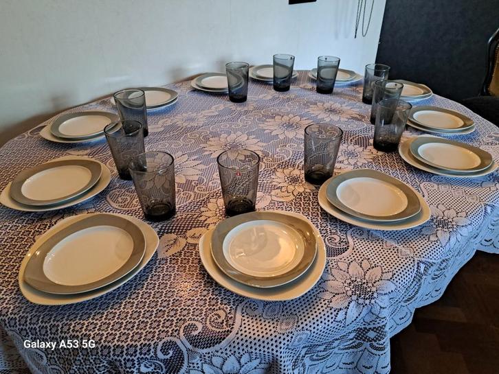 Thomas Rosenthal Group Germany 12 persoons grijsblauw, Antiek en Kunst, Antiek | Servies compleet, Ophalen