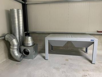 Afzuigtafel HZ Luchttechniek beschikbaar voor biedingen