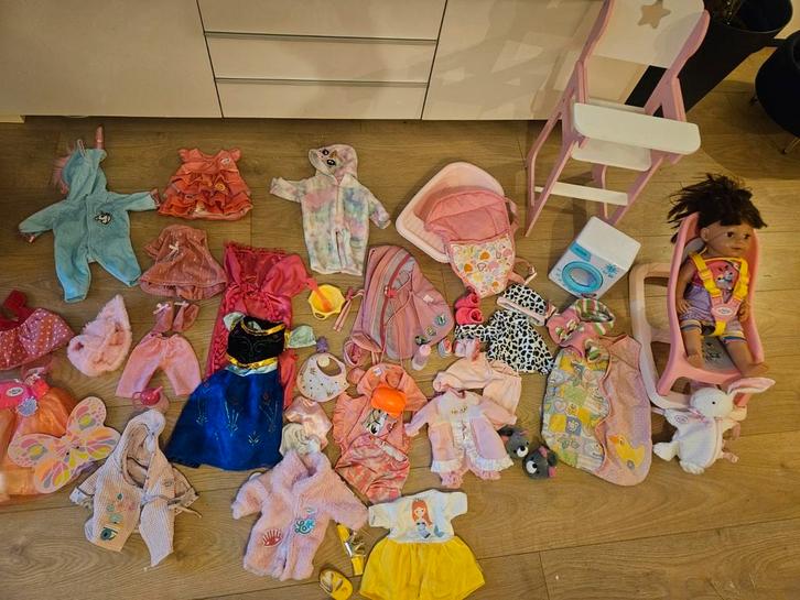 Zgan; Groot Baby Born Sister Pakket €60,-, Kinderen en Baby's, Speelgoed | Poppen, Zo goed als nieuw, Babypop, Ophalen of Verzenden
