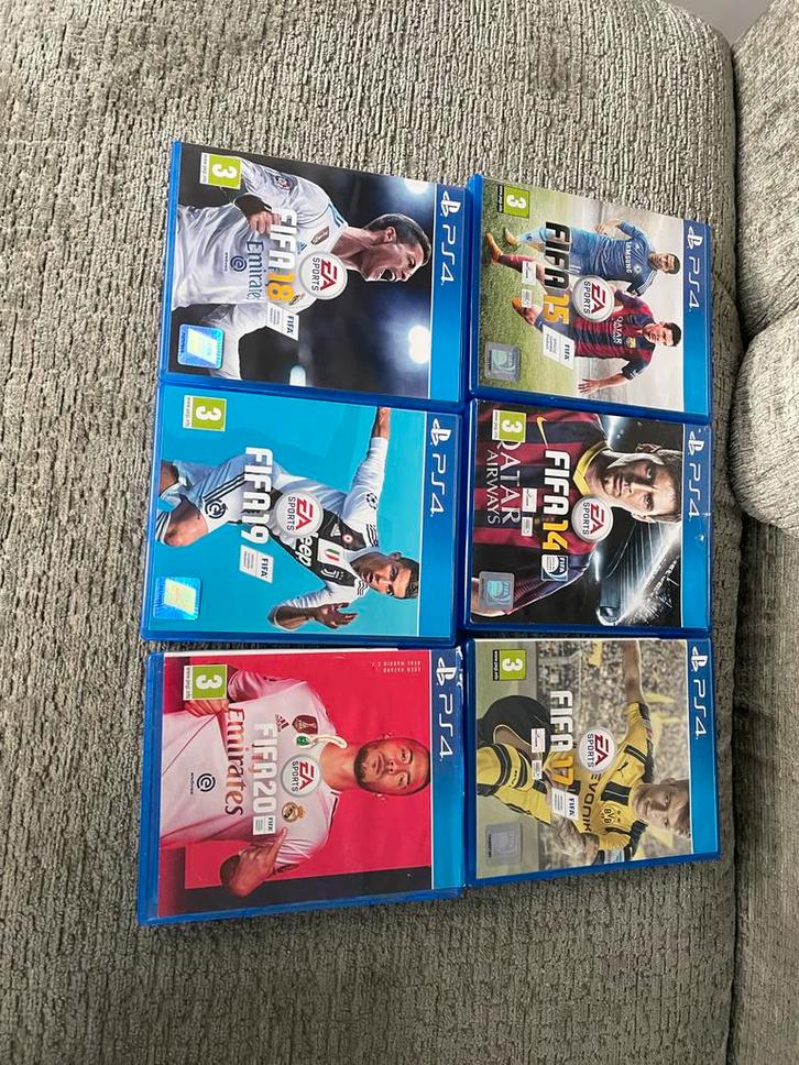 FIFA PS4 Collector's Item - Feyenoord Case + FIFA 14-20, Spelcomputers en Games, Spelcomputers | Sony PlayStation 4, Gebruikt
