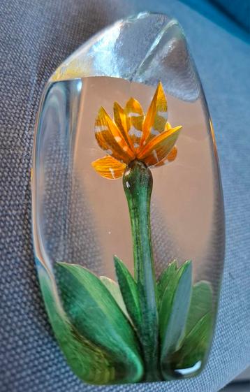 Bloem in Glas - Mats Johansson beschikbaar voor biedingen