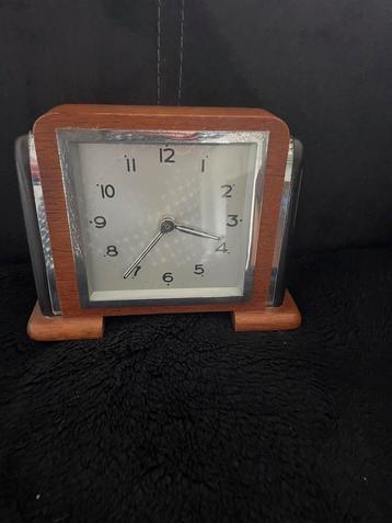 Klok beschikbaar voor biedingen