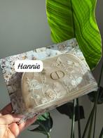 DIOR Butterfly Pouch + Gift Bag, Ophalen of Verzenden, Nieuw, Beige, Dame