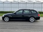 BMW 3-serie Touring 320i High Executive, Euro 5, 4 cilinders, Lichtsensor, Leder en Stof