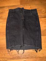 Dames korte zwarte spijkerrok van H&M, Kleding | Dames, Rokken, Zwart, Ophalen of Verzenden, Zo goed als nieuw, Maat 34 (XS) of kleiner