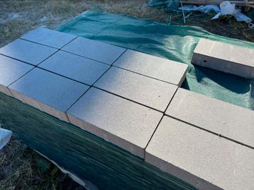 NIEUWE tegels - Smartton Mount Vancouver - 15x30x6 cm - 10m2 beschikbaar voor biedingen