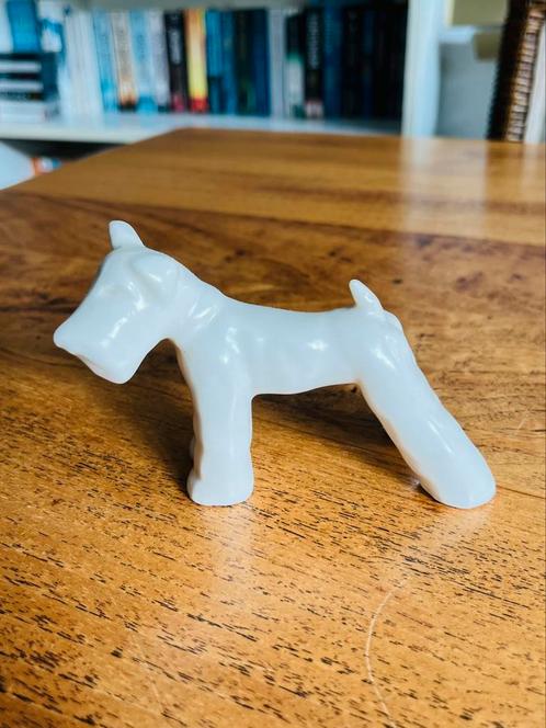 Beeldje plateel hond / terrier Eta Lempke/Etha Lempke, Verzamelen, Beelden en Beeldjes, Zo goed als nieuw, Dier, Ophalen of Verzenden