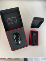 Originele Tesla sleutel / keyfob 3/Y en hanger, Auto diversen, Auto-accessoires, Ophalen of Verzenden, Zo goed als nieuw