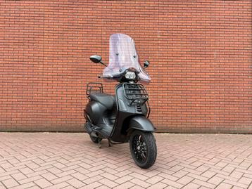 Vespa Sprint Notte 2020 – Rijklaar, omkeuren tot 30/6 beschikbaar voor biedingen
