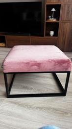 Roze velvet poef met stalen frame, Ophalen, 50 tot 100 cm, Rond, Zo goed als nieuw
