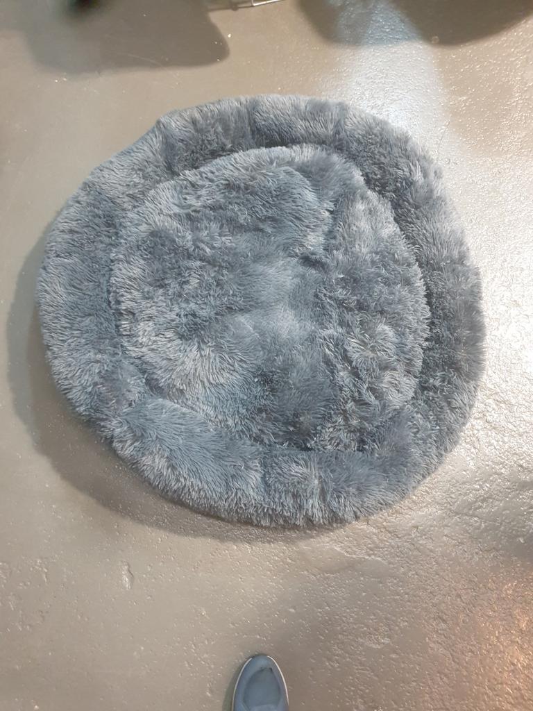 Zachte fluffy ronde hondenmand NIEUW!!, Ophalen, Nieuw, Pluche