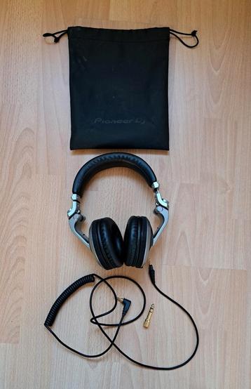 Pioneer HDJ-X5-S headphones silver beschikbaar voor biedingen