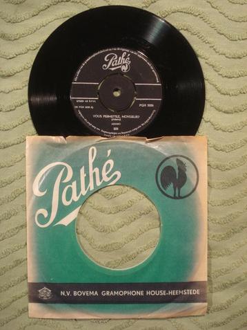 Adamo 7" Vinyl Single: ‘Vous permettez, monsieur’ (NL) beschikbaar voor biedingen
