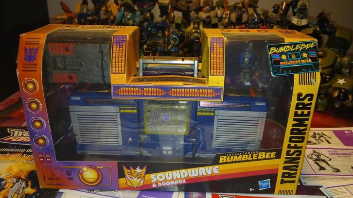 Transformers Soundwave & Doombox, Verzamelen, Transformers, Nieuw, Overige generaties, Autobots, Ophalen of Verzenden