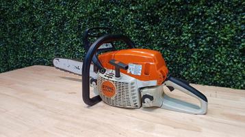 ZEER NETTE Stihl MS 261 C Professionele Benzine Kettingzaag  beschikbaar voor biedingen