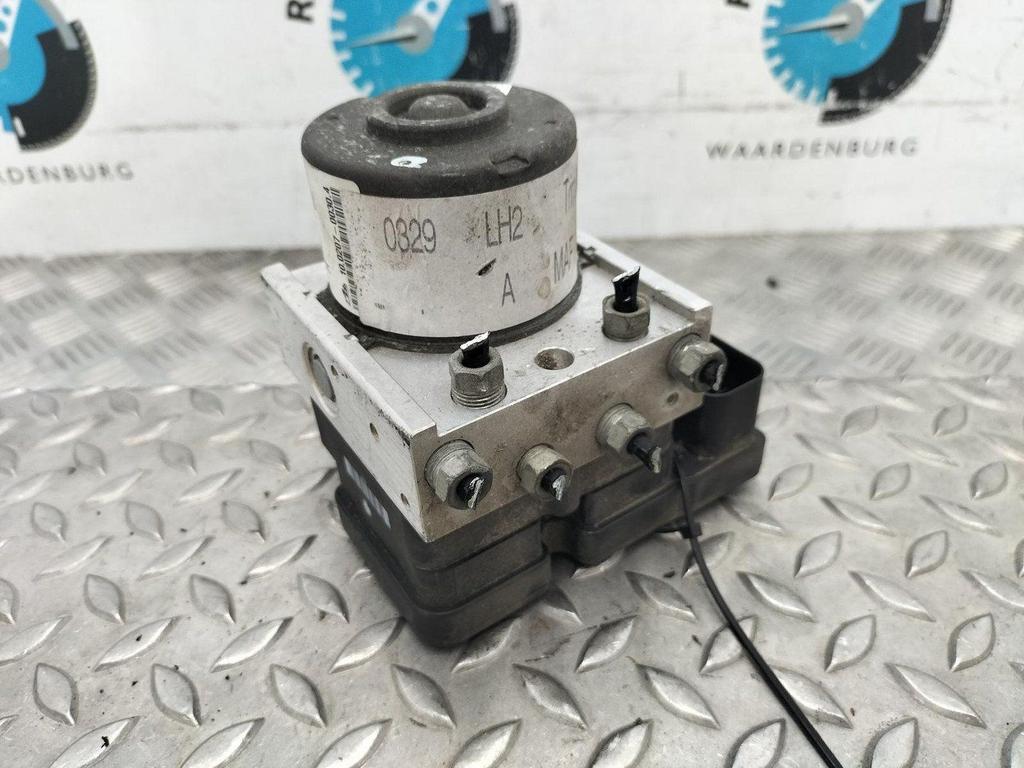FORD FOCUS C MAX 1.8-16V Ghia  ABS POMP  2004, Auto-onderdelen, Ophalen of Verzenden, Gebruikt, Stiba lid