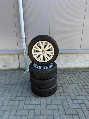 16 inch stalen velgen winter sport dunlop 205/55 beschikbaar voor biedingen
