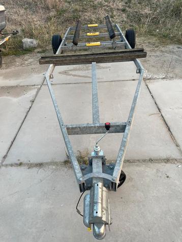  Pega trailer   1350kg,  beschikbaar voor biedingen