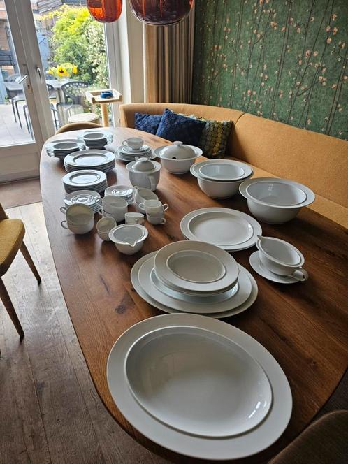 Compleet servies Alessi model La Bella Tavola, Huis en Inrichting, Keuken | Servies, Zo goed als nieuw, Overige stijlen, Porselein
