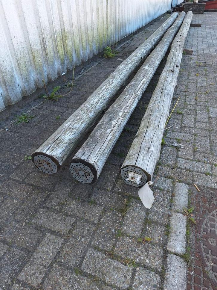 9 meter lange houten palen, Tuin en Terras, Palen, Balken en Planken, Nieuw, Palen, 250 cm of meer, Hardhout, Ophalen