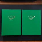 2 postzegelalbums met 16 en 8 dubbelzijdige insteekbladen
