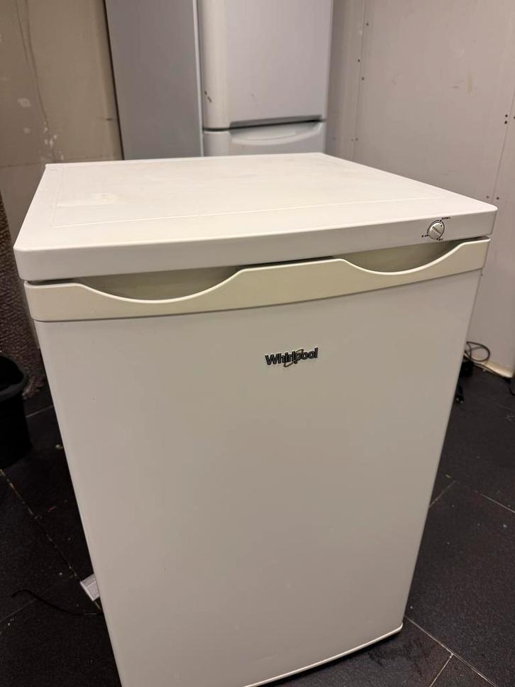 Whirlpool Vrieskast - AFB 601 AP, Witgoed en Apparatuur, Vriezers en Diepvrieskisten, Gebruikt, Vrijstaand, Vrieskast, Minder dan 85 cm